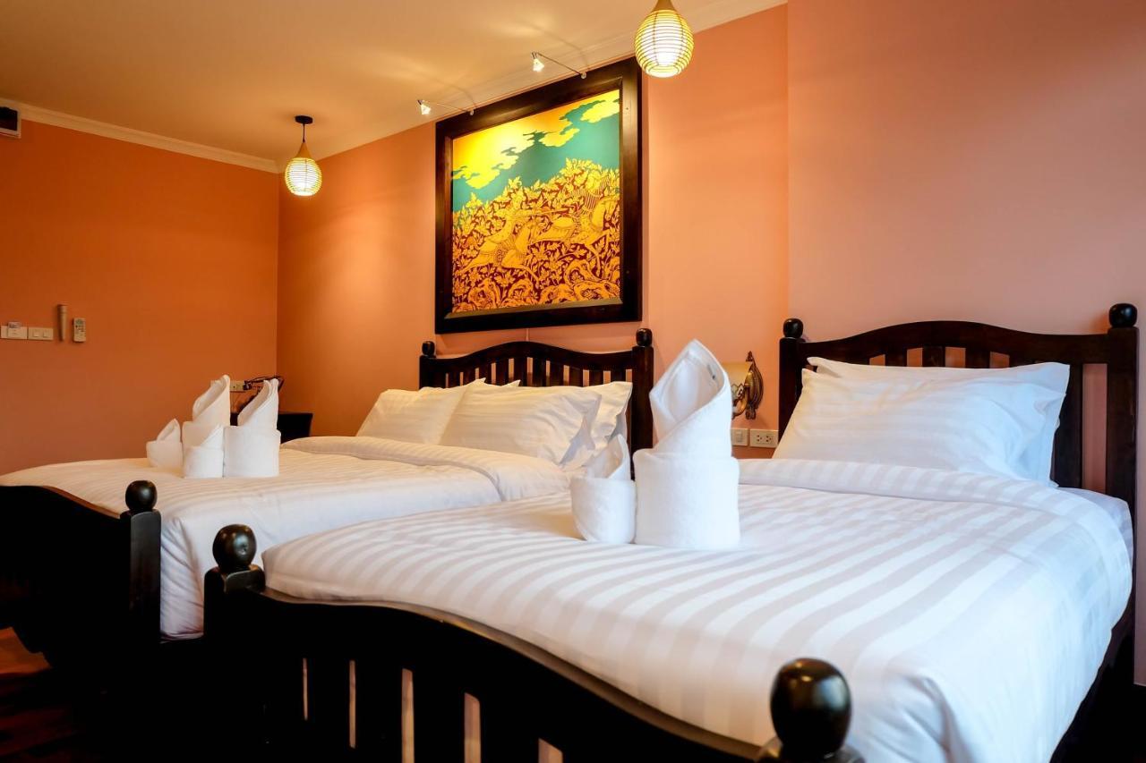 Siri Heritage Bangkok Hotel Buitenkant foto